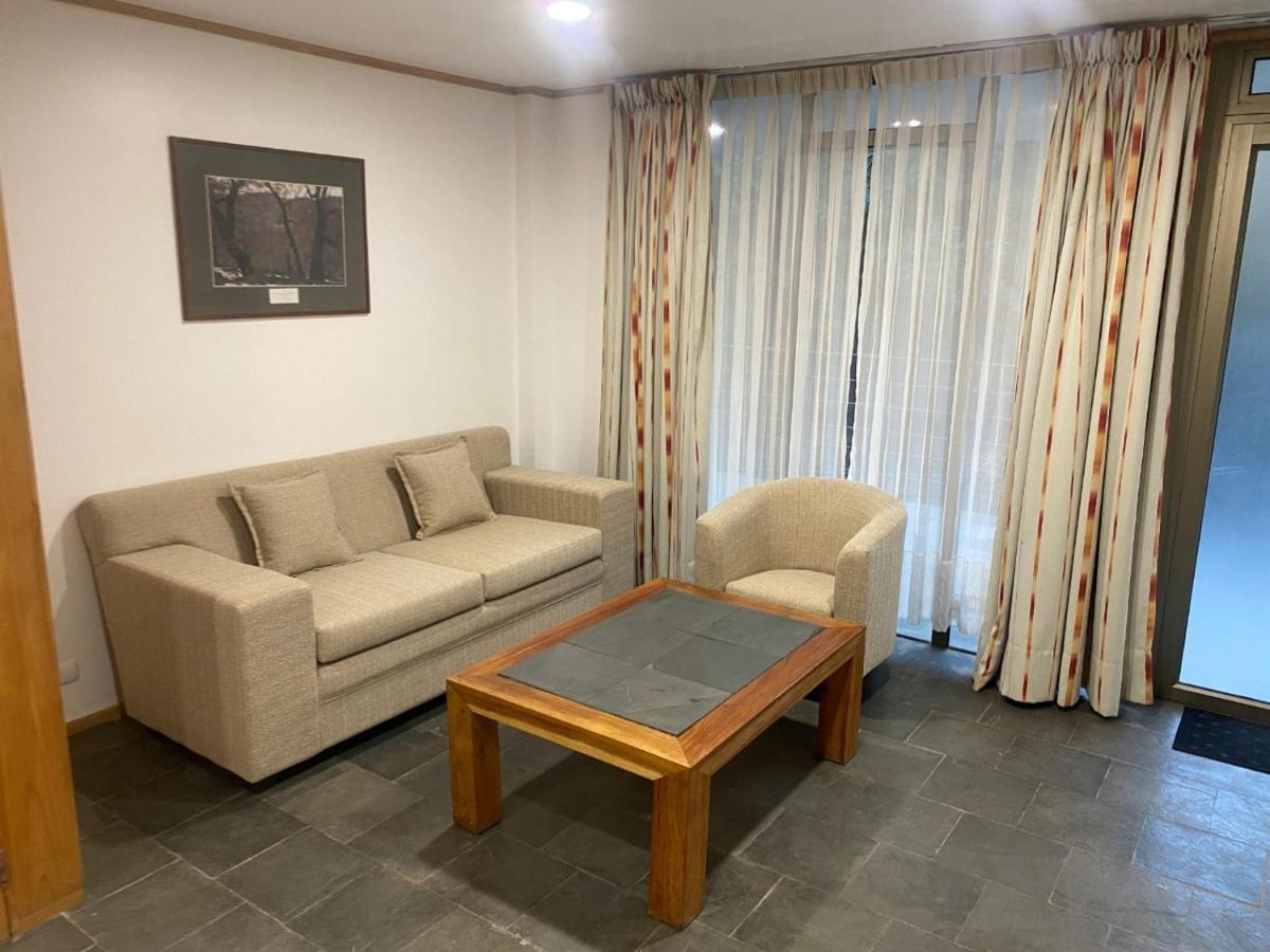 Hotel Costanera Pucon 3*