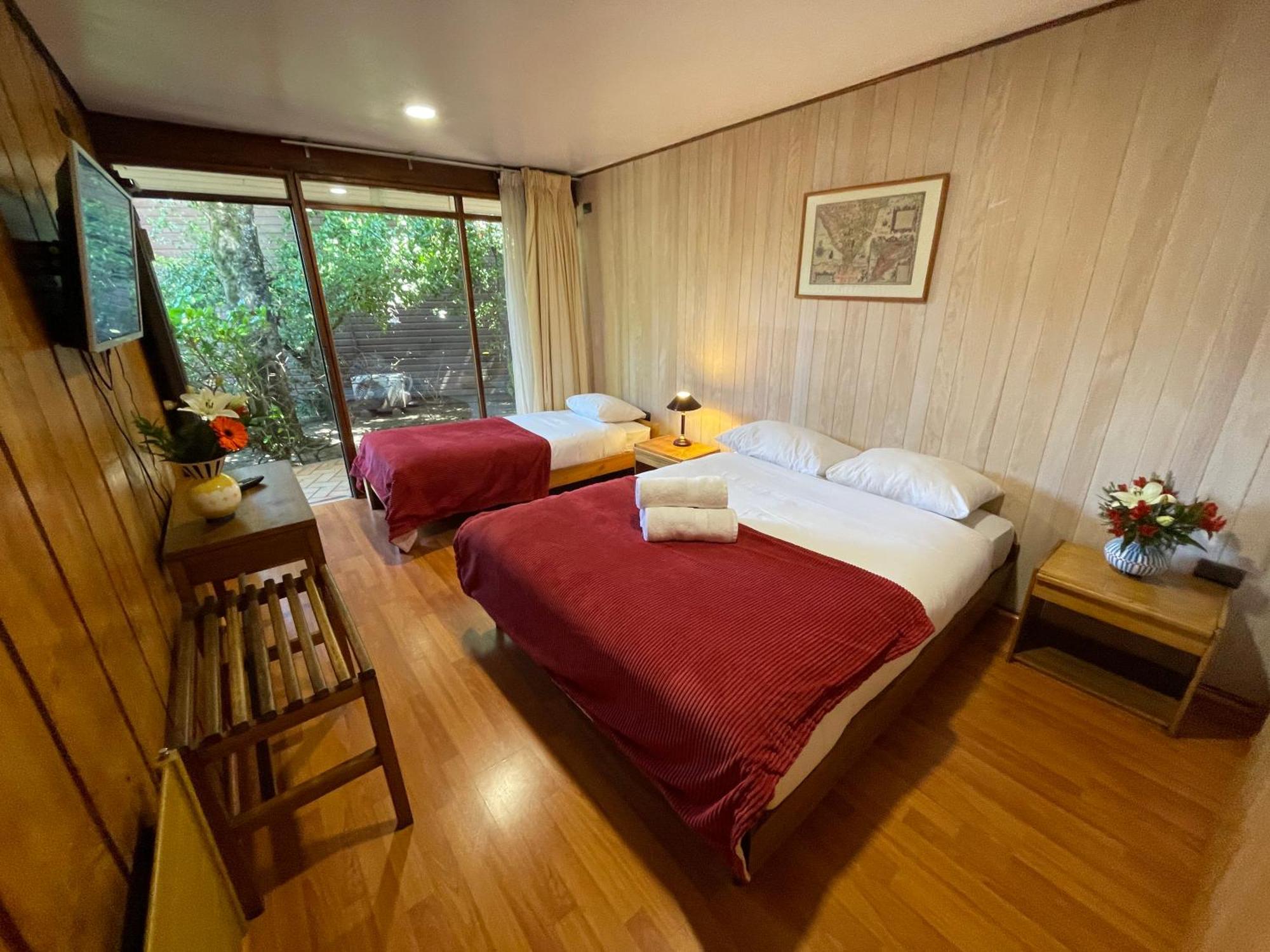 Hotel Costanera Pucon Bed & Breakfast Pucon